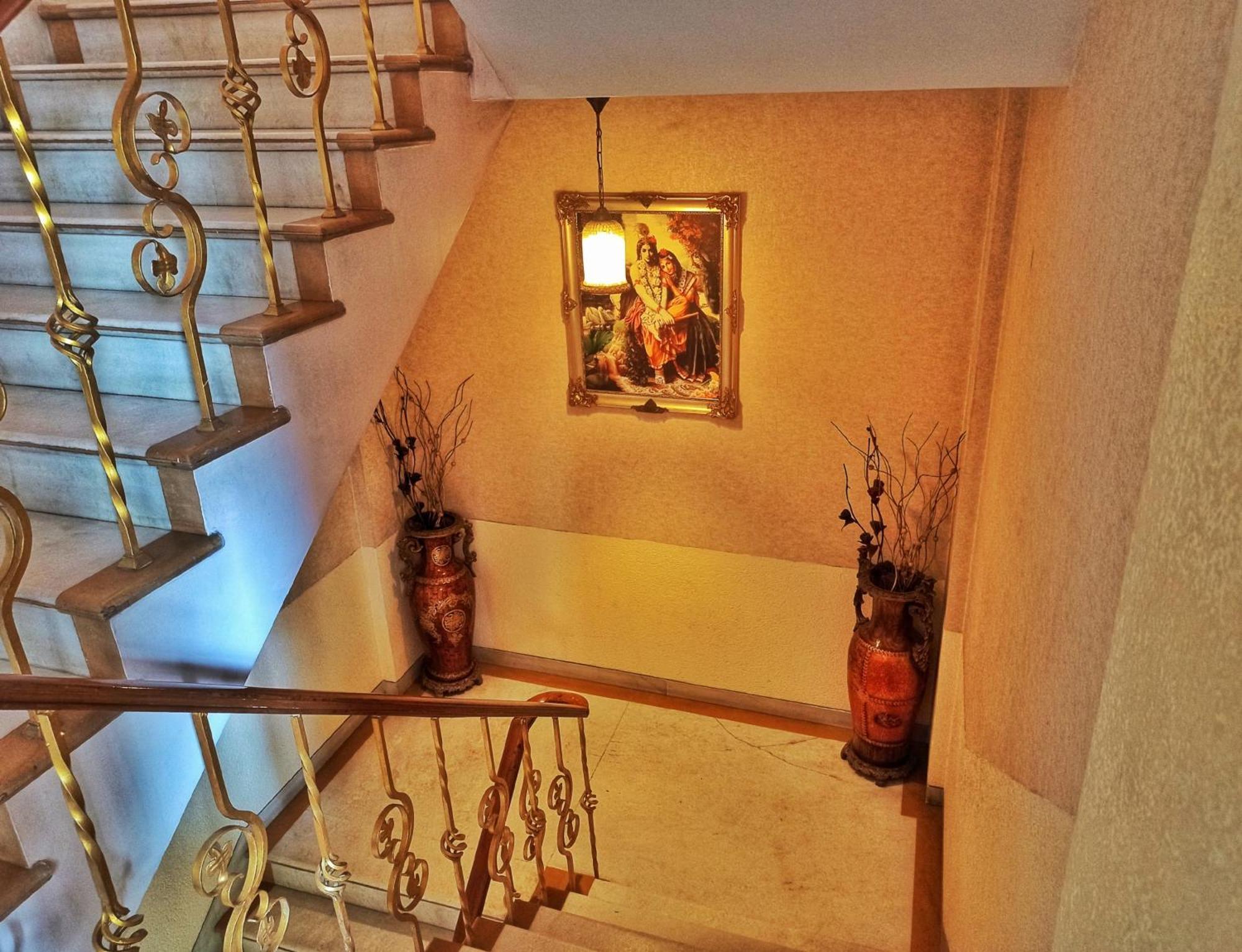 Kailash Parbat Hotel Лонавала Екстериор снимка